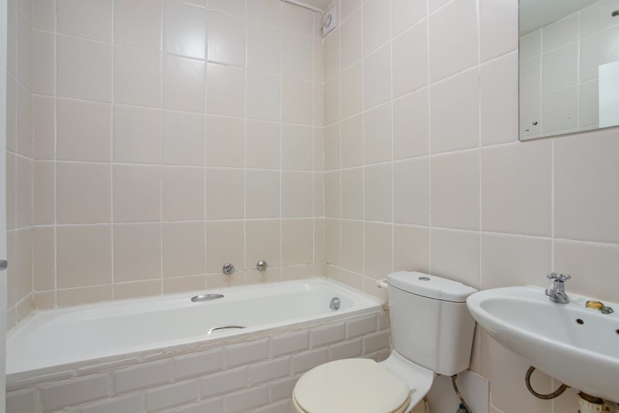 To Let 2 Bedroom Property for Rent in Paarl Central Western Cape